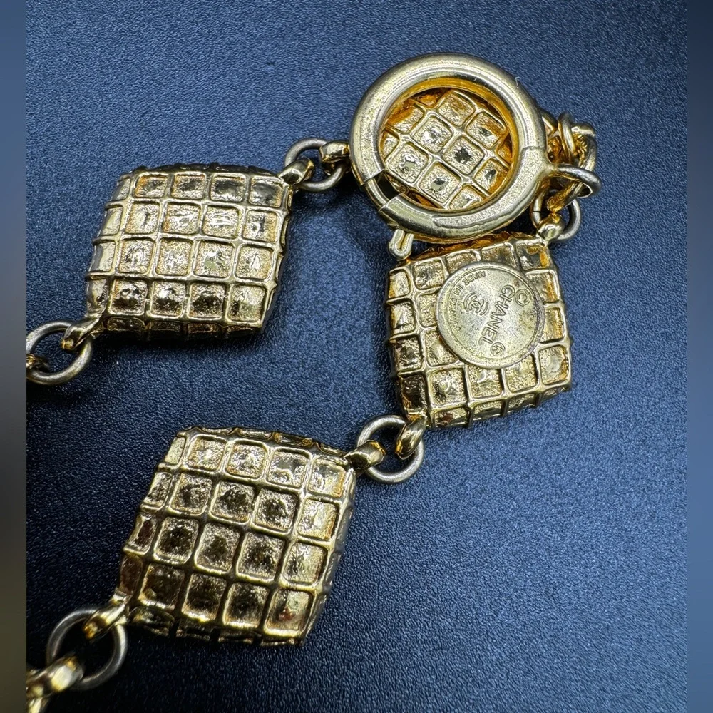 LOT 1455 24K gold plated CHANEL vintage bracelet